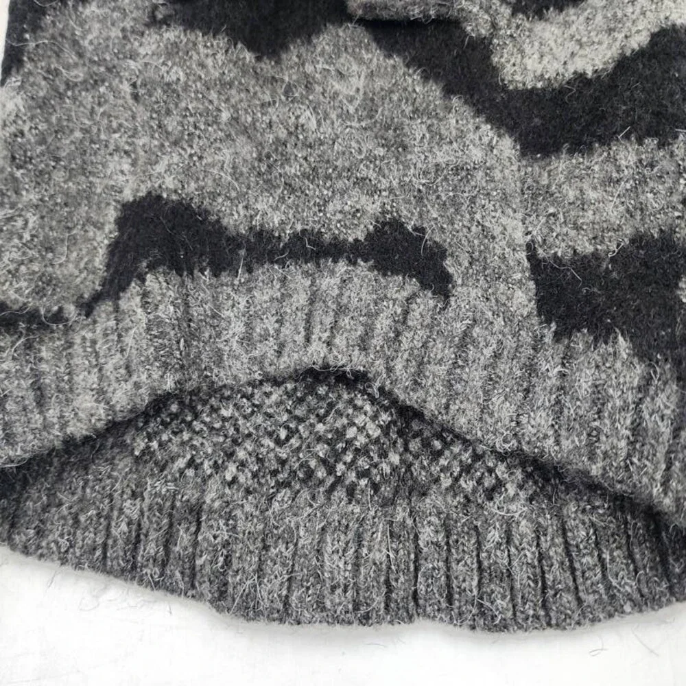 Aqua Pet Polyester-Blend Camouflage Pattern Dog Sweater Small Grey